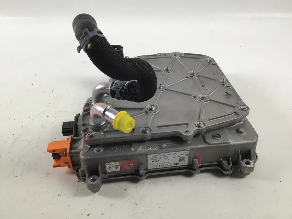 Spannungswandler für Batterie AUDI e-tron (GEN) Electric quattro 300 kW 408 PS (09.2018-> ) Bestpreis